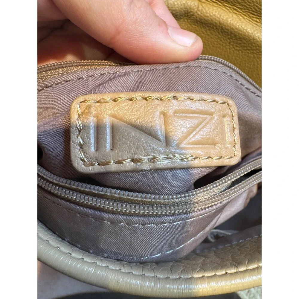 Inzi tan pebbled